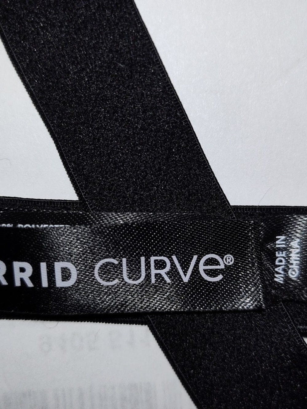 Plus-Size Black Strappy Underwire Bra with Harness Detailing - Picture 9 of 12